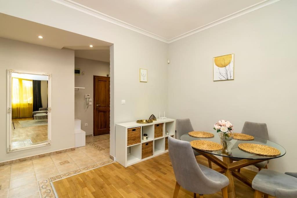 Spacious Aristocratic Apt. With A Colourful View Sofia Extérieur photo
